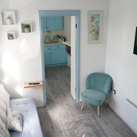 Cozy 1 Bed Retreat - Amlwch Villa Exterior photo